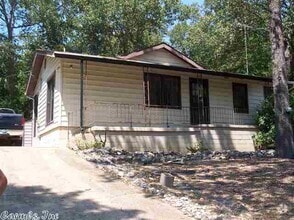 Building Photo - 7 Arapaho Rd