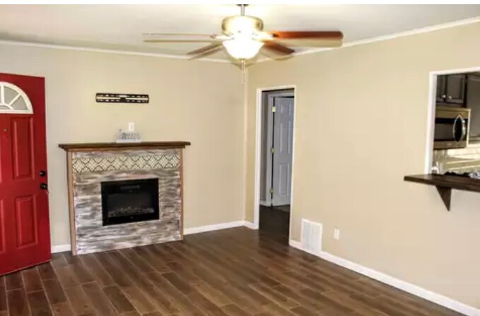Foto principal - 419 Wilson Ct