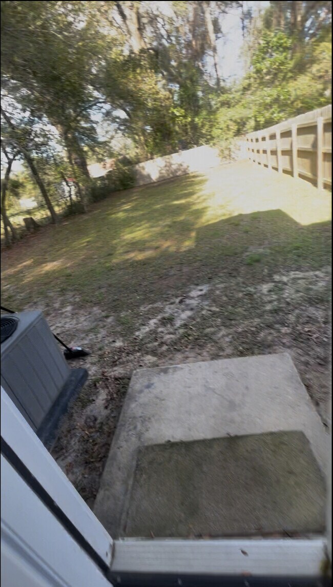 Foto del edificio - 867 S Brett St