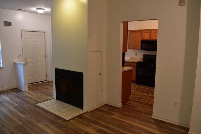 Building Photo - 39696 Rockcrest Ln