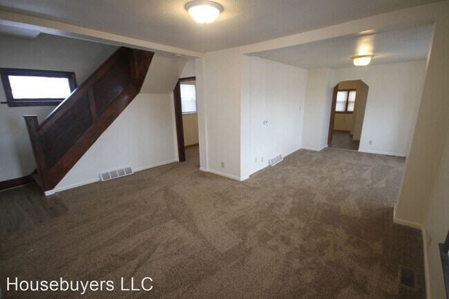 Building Photo - 4 br, 1 bath House - 704 Taylor Ave