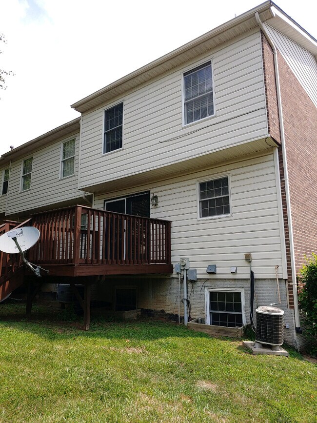 101 Tudor Dr, Winchester, VA 22603 Townhome Rentals in Winchester VA