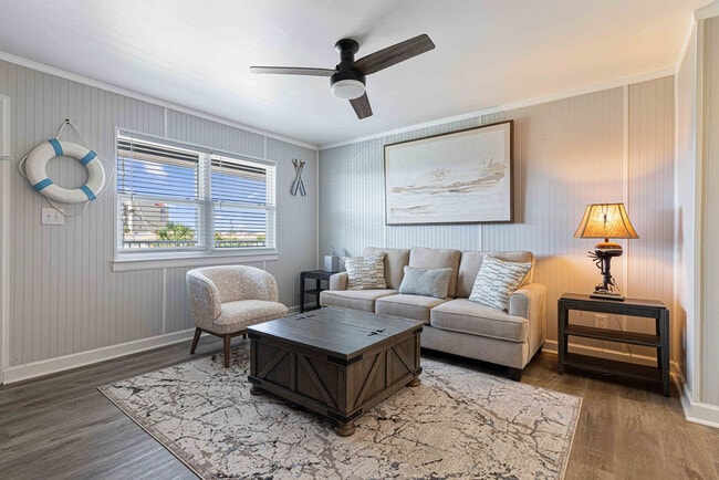 Foto del edificio - 334 Bluefish Dr