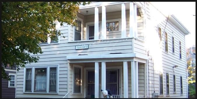 Primary Photo - 141 Pembroke Ave