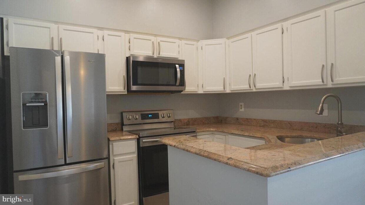 6060 California Cir Unit 609, North Bethesda, MD 20852 Room for Rent in North Bethesda, MD