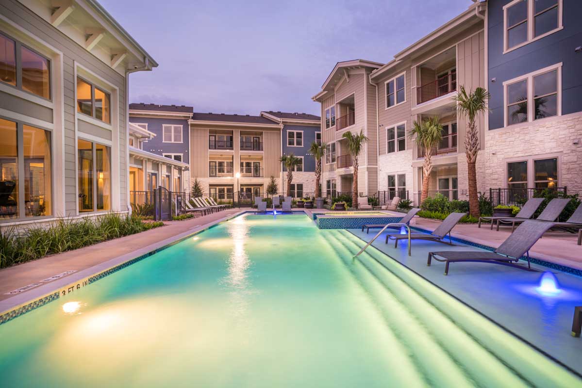 91 Fifty Apartments Houston Tx Apartments Com