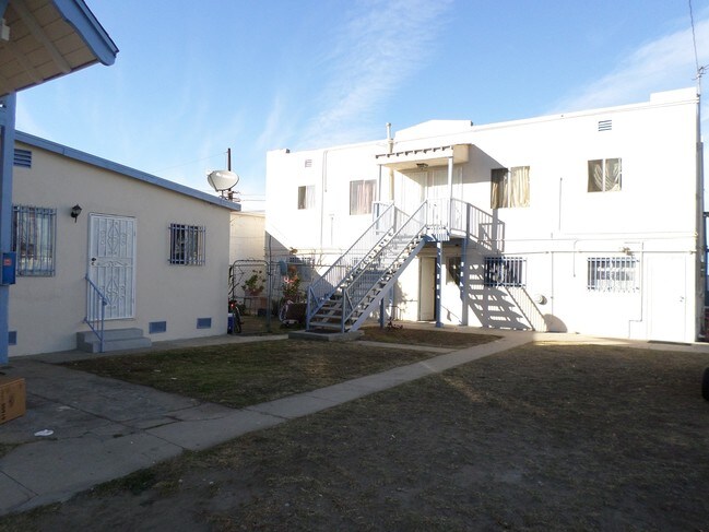 Building Photo - 2639 E 55th St