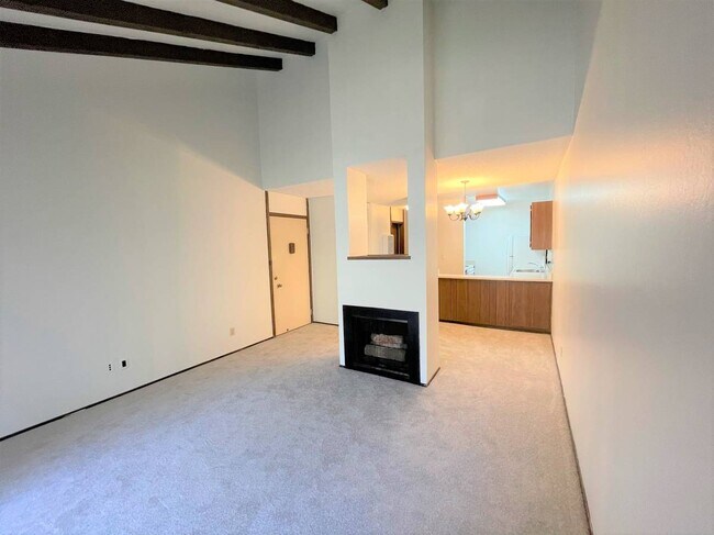 Foto del edificio - 2738 Oak Rd
