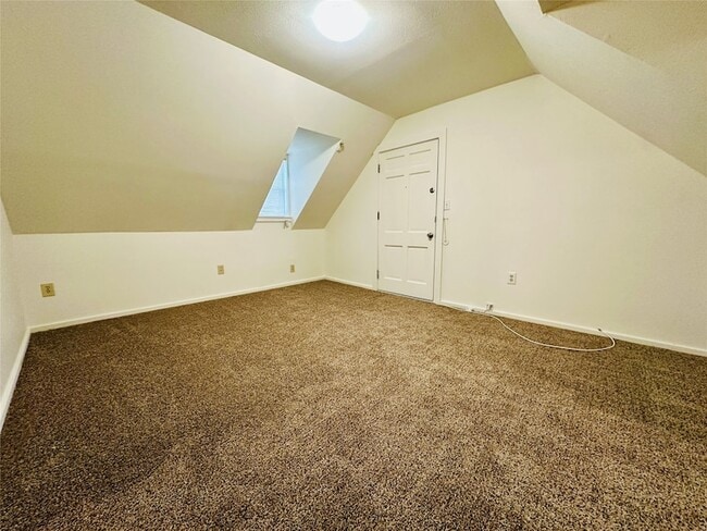 Foto del edificio - 402 S Bryan-Belt Line Rd