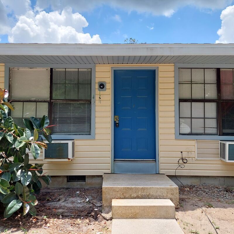 Primary Photo - 1295 N Holland Pkwy