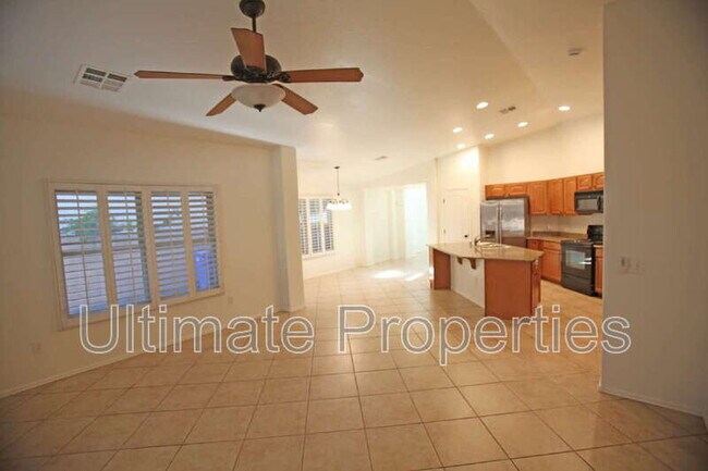 Foto del edificio - 15804 N 172nd Ln
