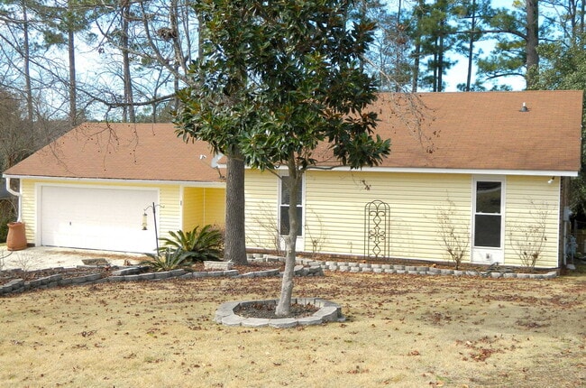 Building Photo - 230 Ronstadt Dr