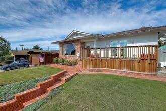 Building Photo - 1166 Agate St