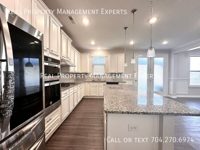Foto del edificio - 385 Winding Oaks Ln SE