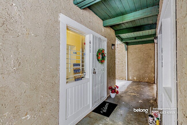 Foto del edificio - 3575 Oakvale Rd