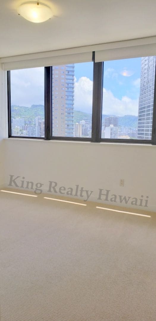Foto del edificio - *Luxury Living at a reasonable price! 1 br...