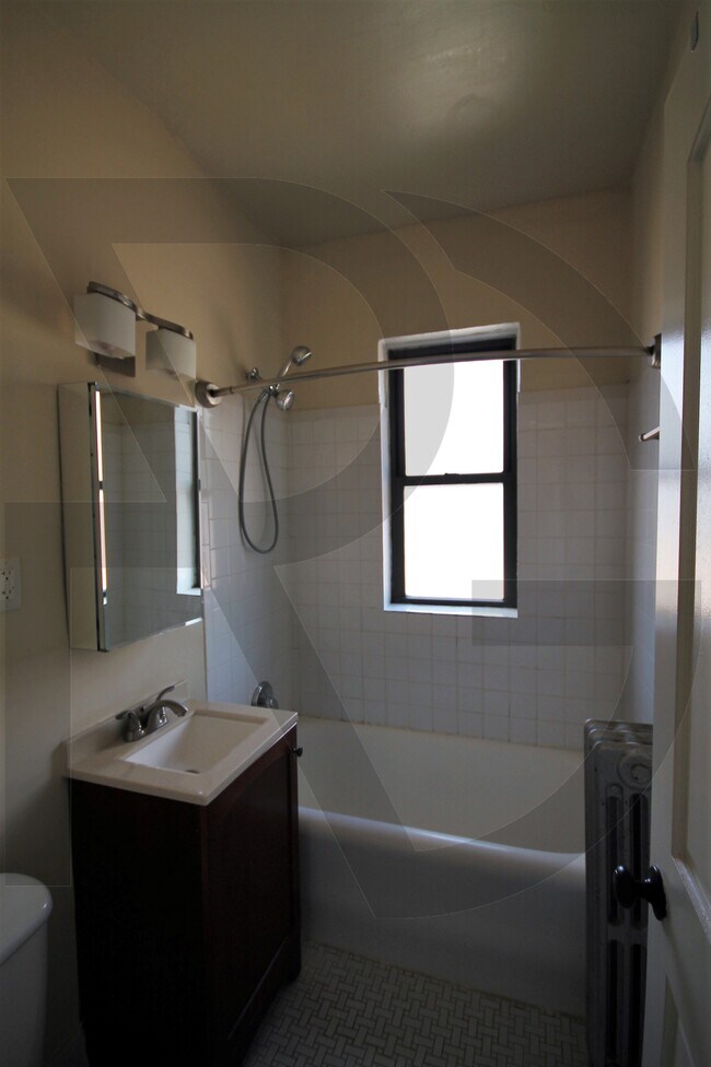 Foto del edificio - 4614 N Paulina St