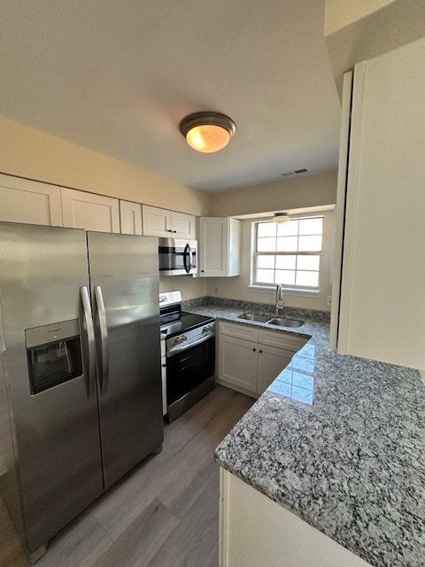 Building Photo - 1704 Minnows Ct