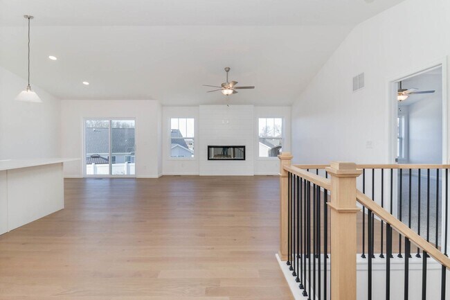 Foto del edificio - 2503 Treeline Drive