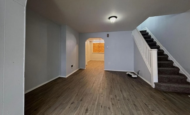 Building Photo - 2607 S 62nd St
