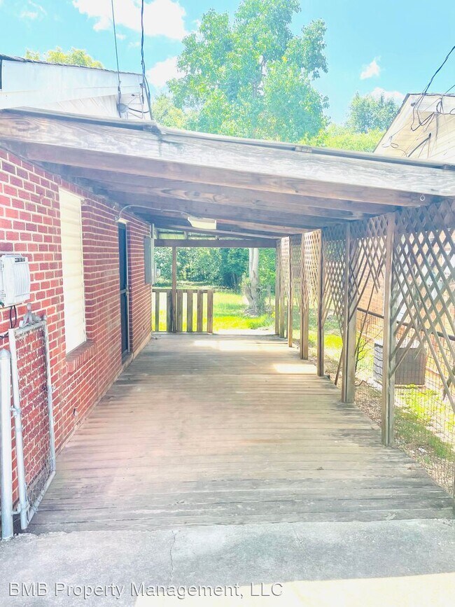 Building Photo - 3 br, 1 bath House - 1640 Crouson Street