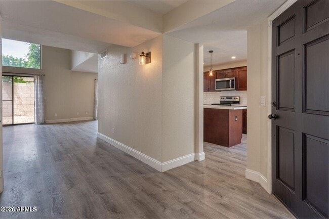 Foto del edificio - 13642 S 42nd Pl