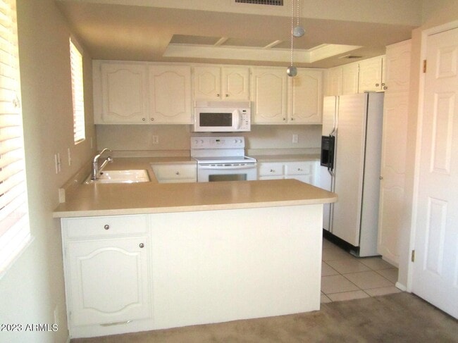 Foto del edificio - 12212 N Paradise Village Pkwy W