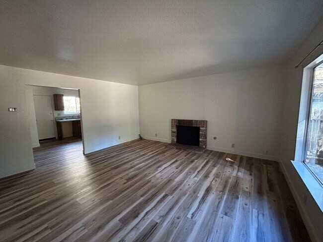 Foto del edificio - 2513 Ponderosa St