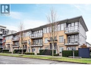 Building Photo - 5649 Kings Rd