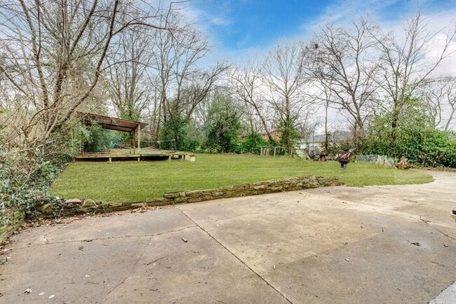 Photo - Beautiful Renovated Duplex in Madison House