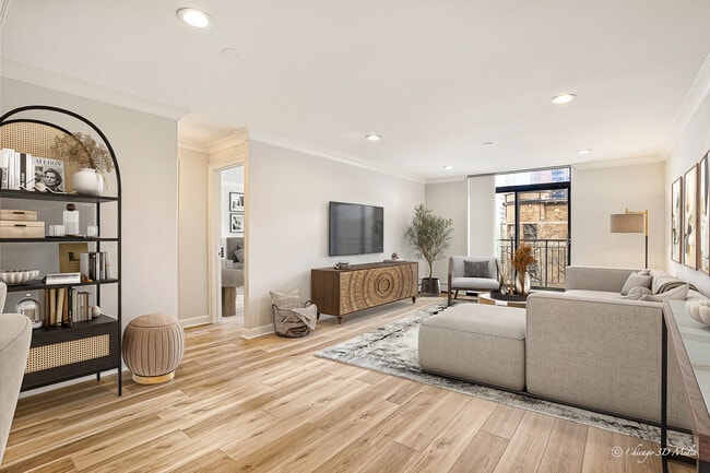 Building Photo - 3900 N Pine Grove Ave