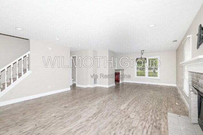 Building Photo - 9224 Oak Knoll Ln