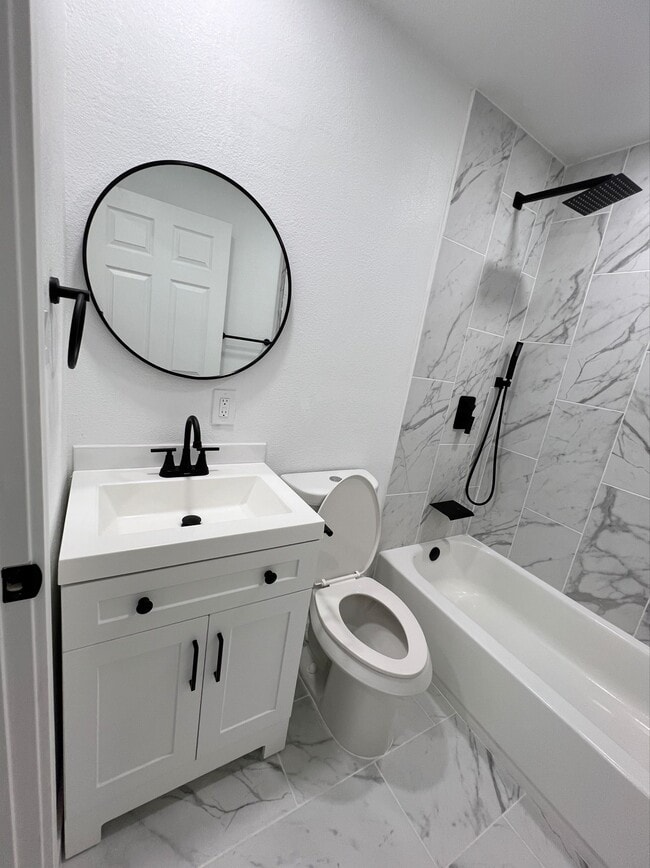 Foto del edificio - 1425 Little St