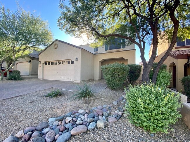 Building Photo - 2333 W Barwick Dr