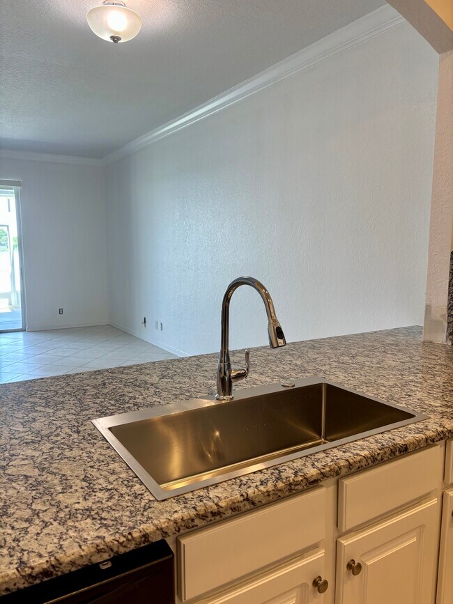 Foto del edificio - 8227 118th Ave