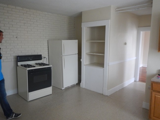 Apartamentos - 152 Oak St