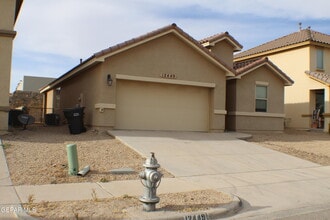 Building Photo - 12449 Chamberlain Dr