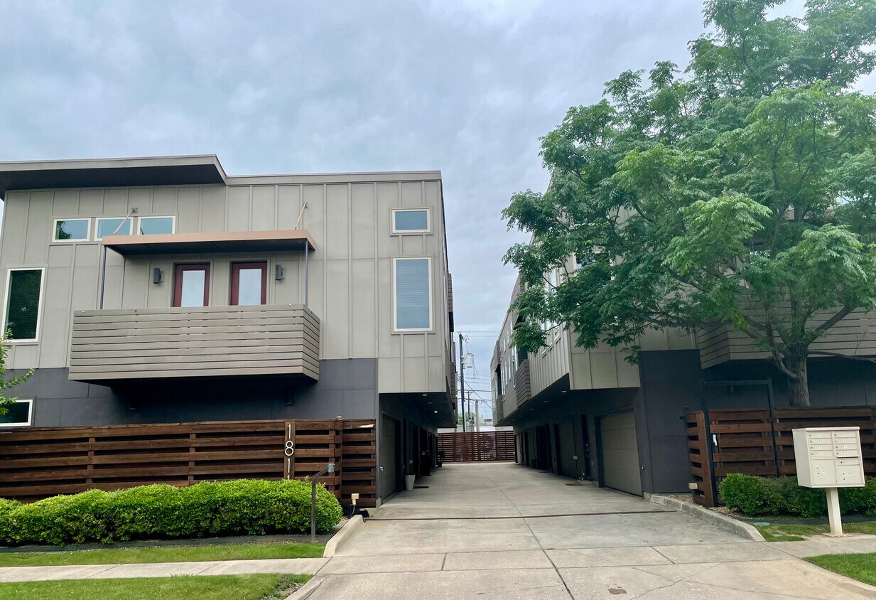 Foto principal - 1811 Euclid Ave