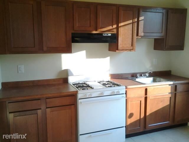 Foto del edificio - 3802 Woodbine Ave