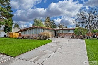 Building Photo - 373 Dale Dr