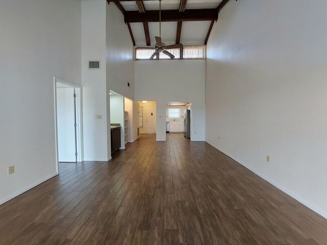 Building Photo - 5225 Imperial Lakes Blvd