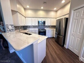 Building Photo - 9241 Bayberry Bend