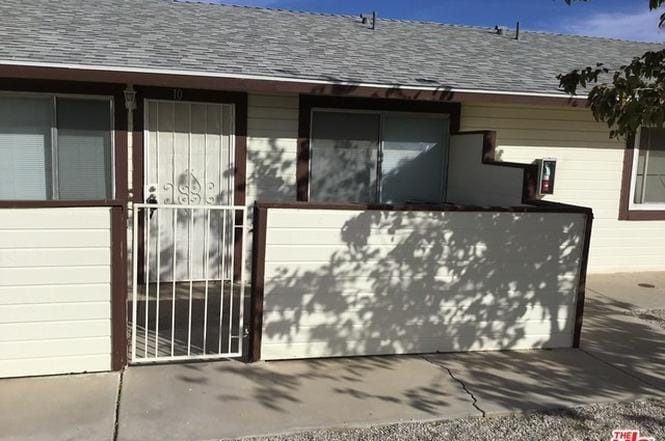 Primary Photo - Apple Valley Villa