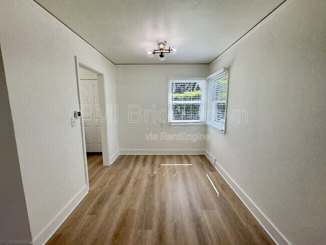 Foto del edificio - 5420 NE 13th Ave