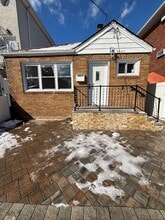 Building Photo - 9047 Palisade Ave