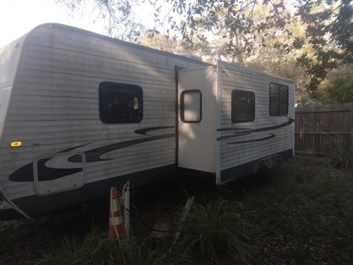 Primary Photo - Charming Mobile Home in heart of Clearwate...