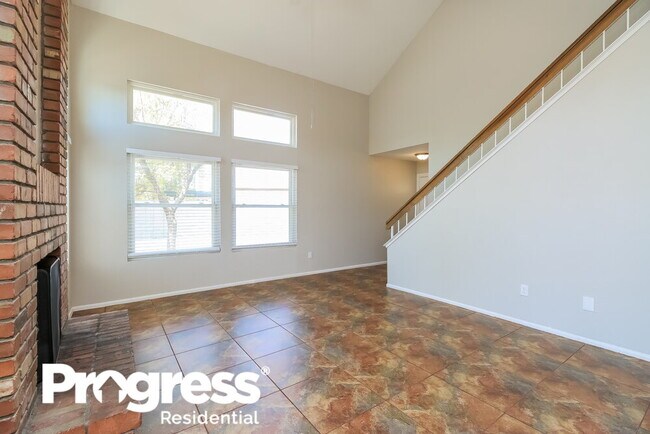 Building Photo - 1755 E Javelina Ave