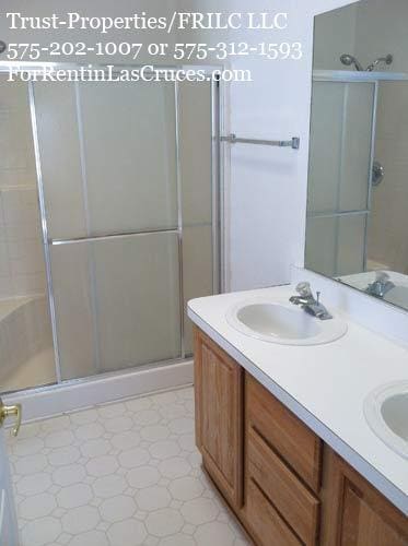 Foto del edificio - Great Doublewide, Gated Community, Tennis Courts and more