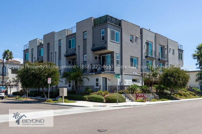 Foto del edificio - ****  OCEAN VIEWS -3 STORY- RETREAT- ROOF ...