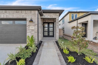 Building Photo - 4320 Avron Dr
